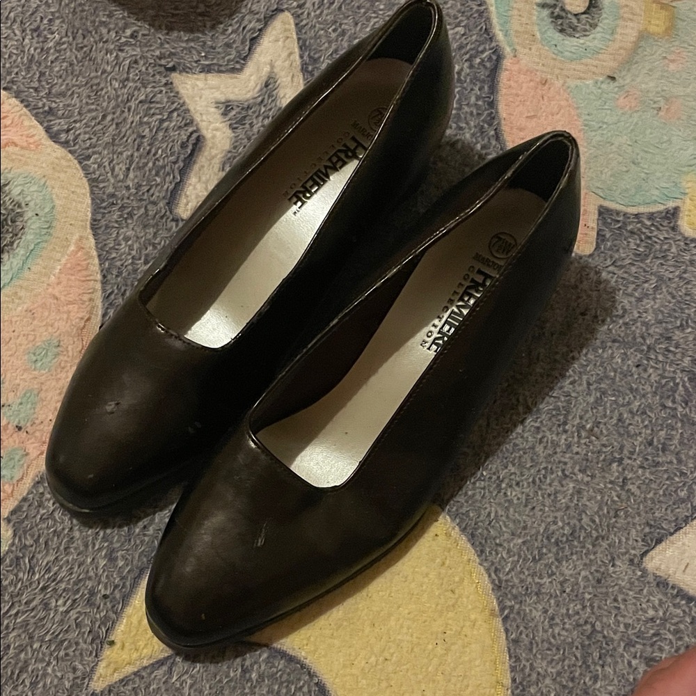 Elegant Brown Leather Heels